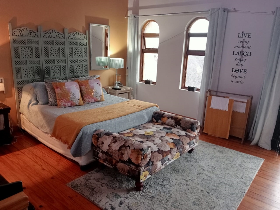 4 Bedroom Property for Sale in Nahoon Valley Park Eastern Cape